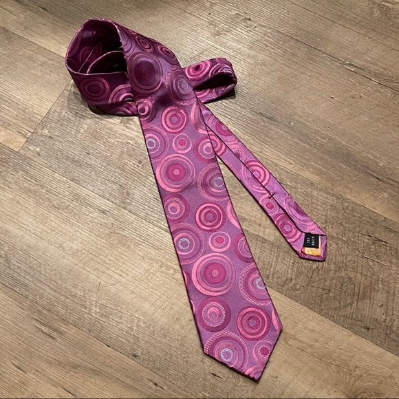 TED BAKER Silk Handmade Tie - Picture 4 of 5